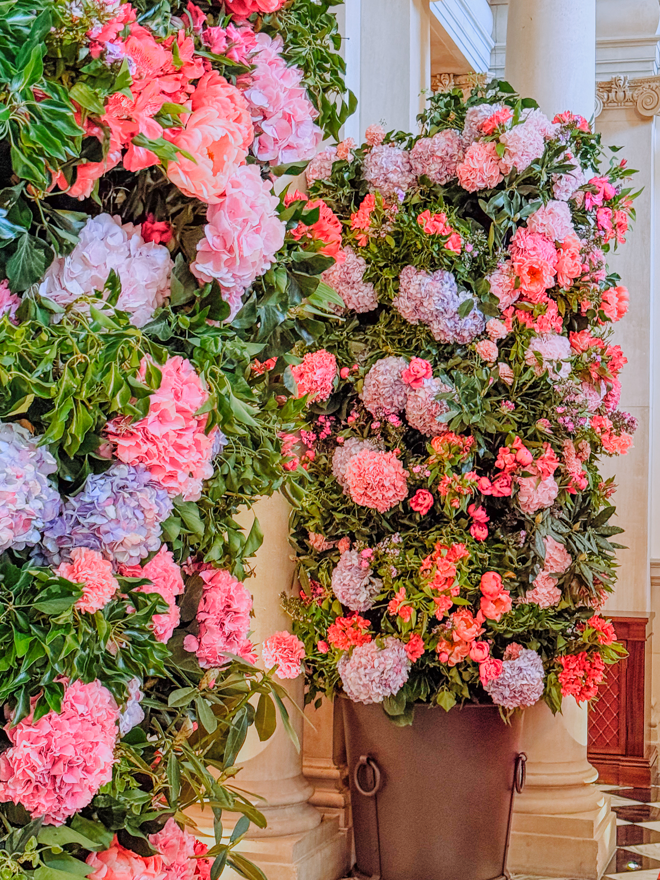 The Importance of Floral Design in Retail & Hospitality 2024