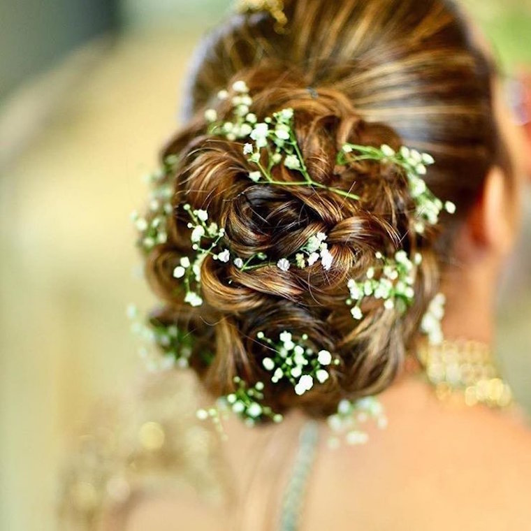 30 stunning ways to wear wedding hair flowers a whisper of babys breath min