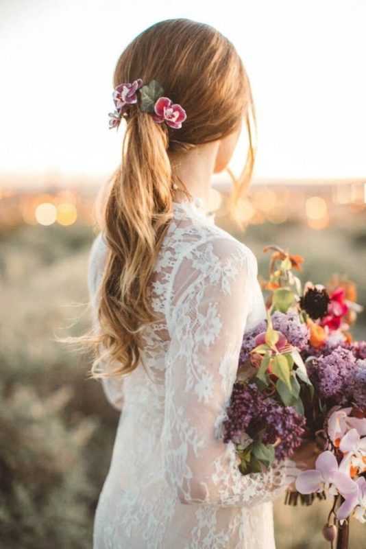 30 stunning ways to wear wedding hair flowers ponytail pastels min 683x1024 1 534x800 1