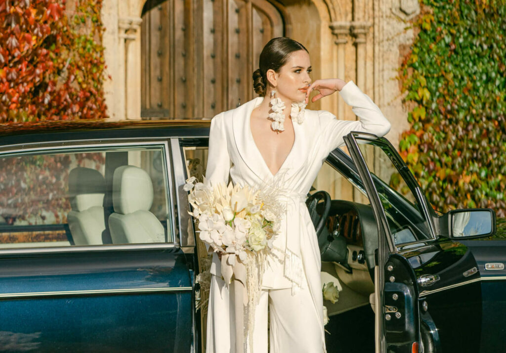Bride with a modern white bouquet