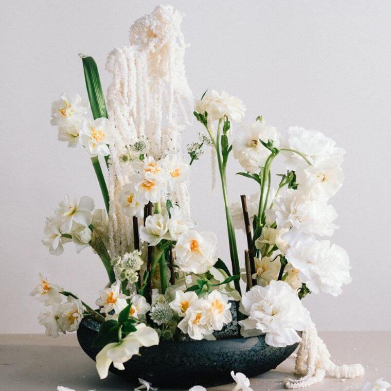 Daffodils create a beautiful easter floral display