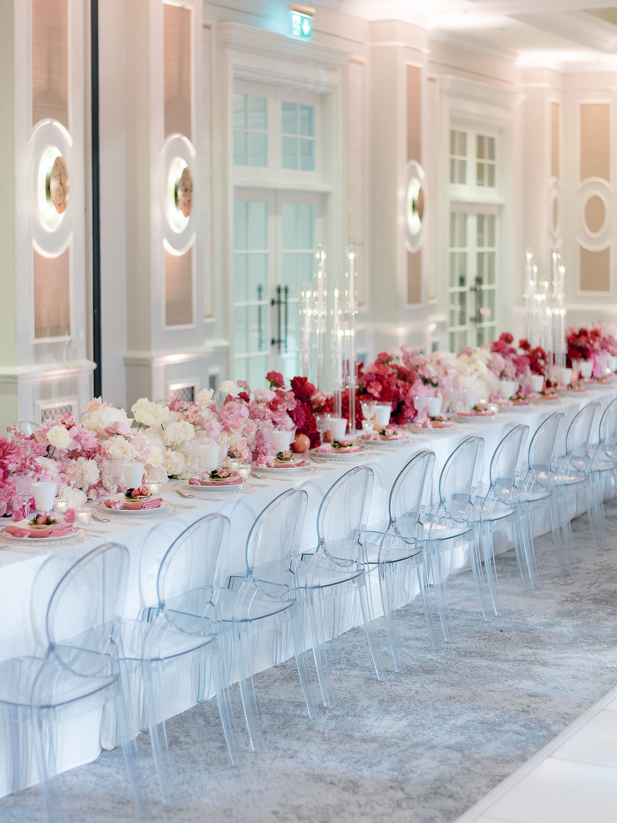 Greg finck - blooming haus wedding flowers - four seasons hampshire wedding