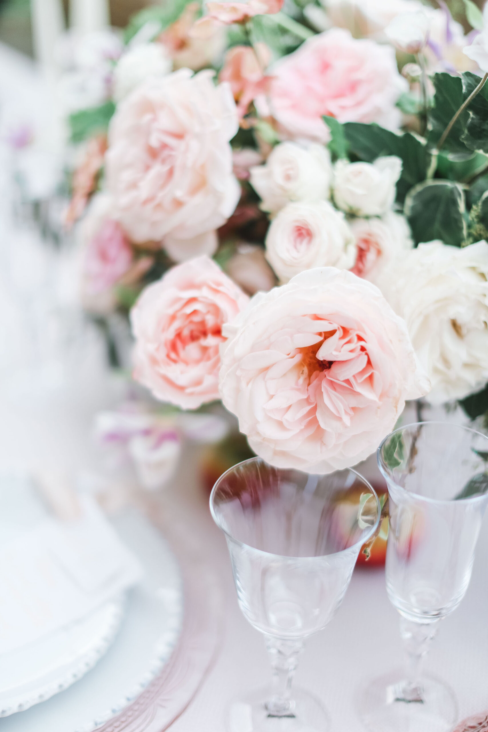 Kirtlington park wedding flowers photoshoot