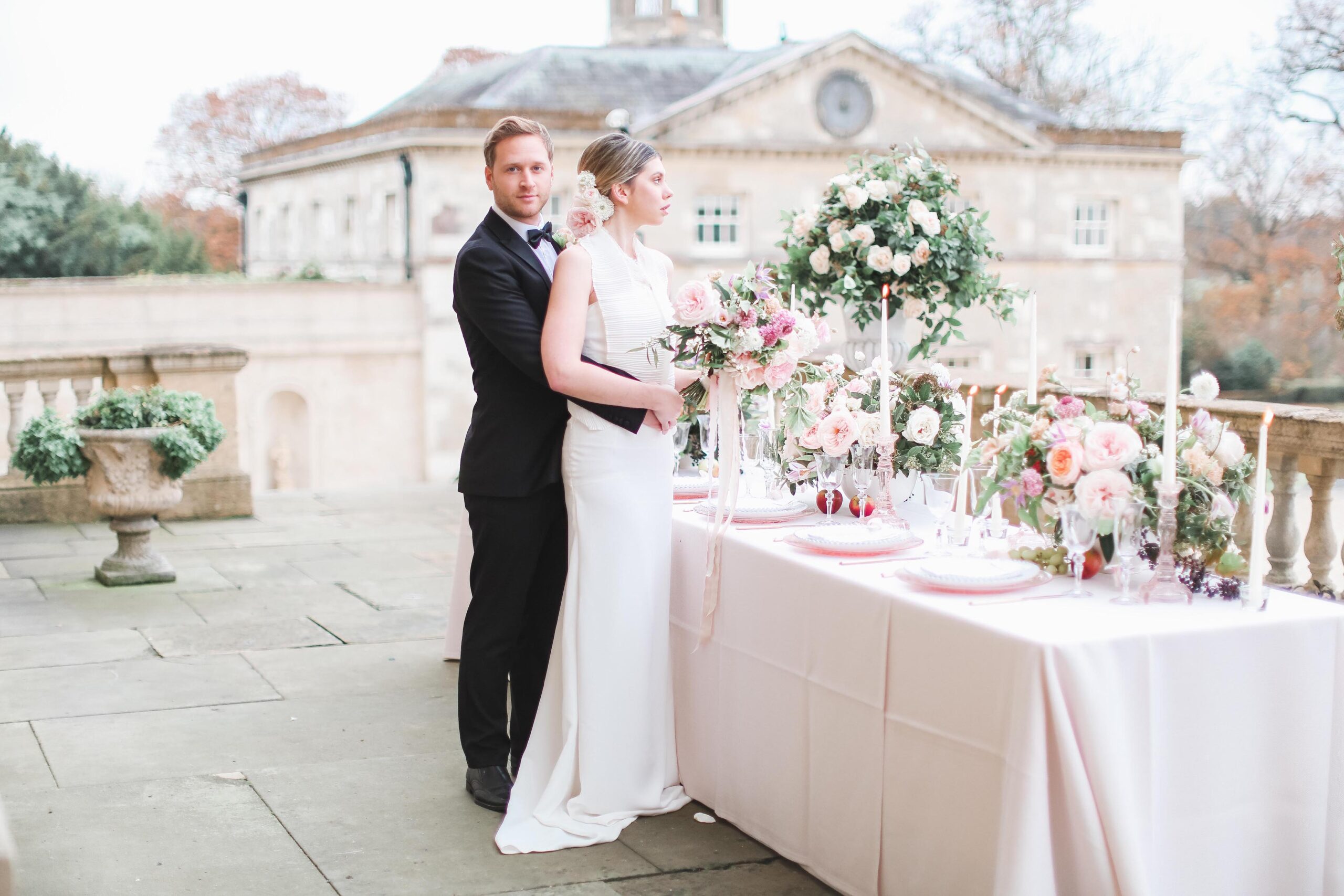 Kirtlington park wedding flowers photoshoot