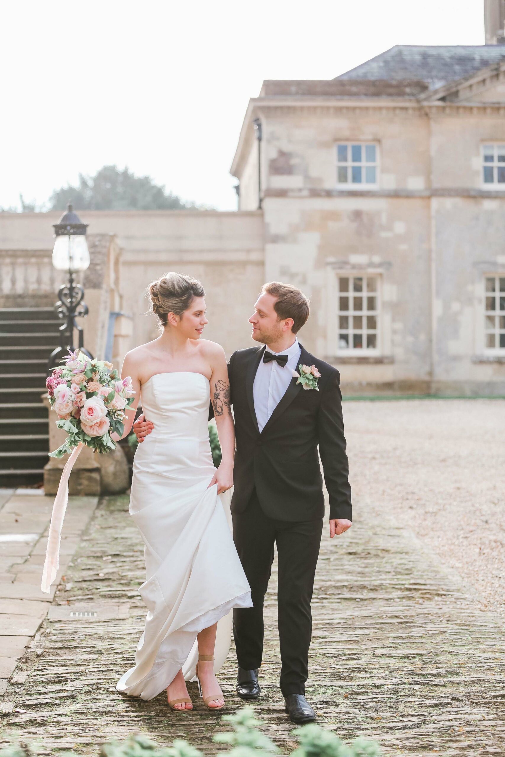 Kirtlington park wedding flowers photoshoot