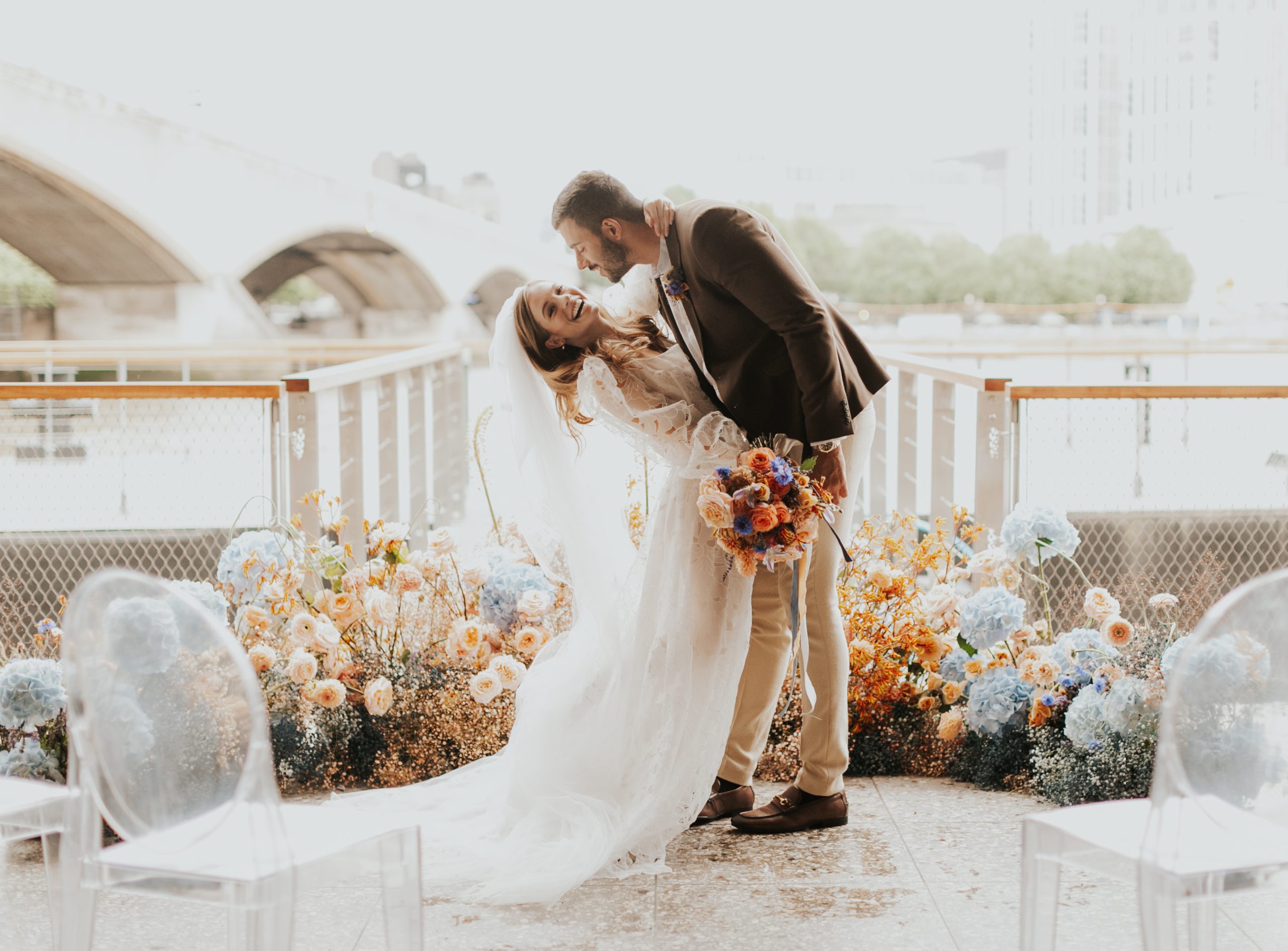 Grounded floral arrangements summer weddings