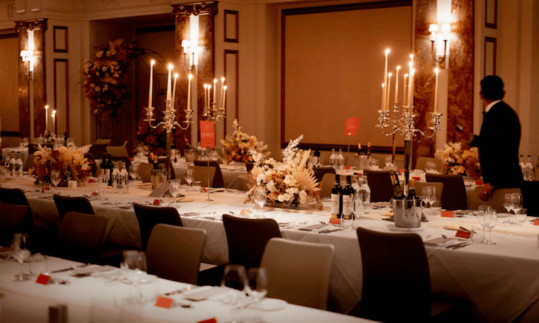 Micro wedding table arrangements in kimpton fitzroy london