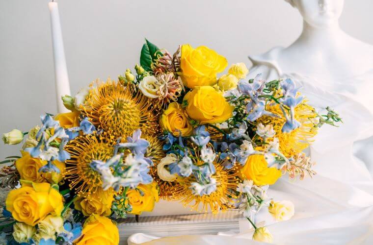 Bright blooms summer wedding trend 2022